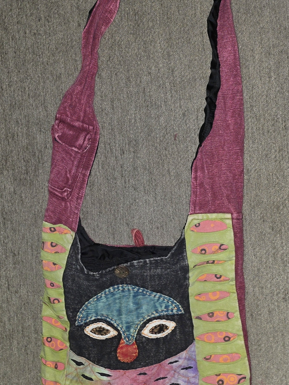 Bohemian-style cotton shoulder bag featuring a prominent appliqué owl